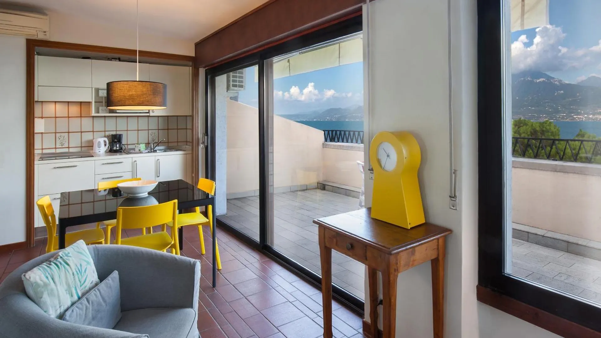 Appartement Watercolor Loft à Torri Del Benaco